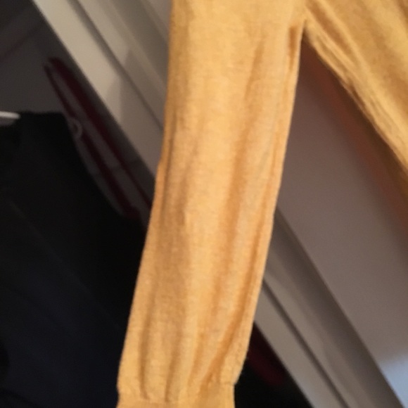 The Limited light quarter length sweater - Picture 4 of 4